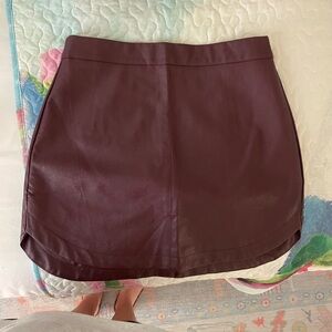 Elegant Maroon Leather Skirt